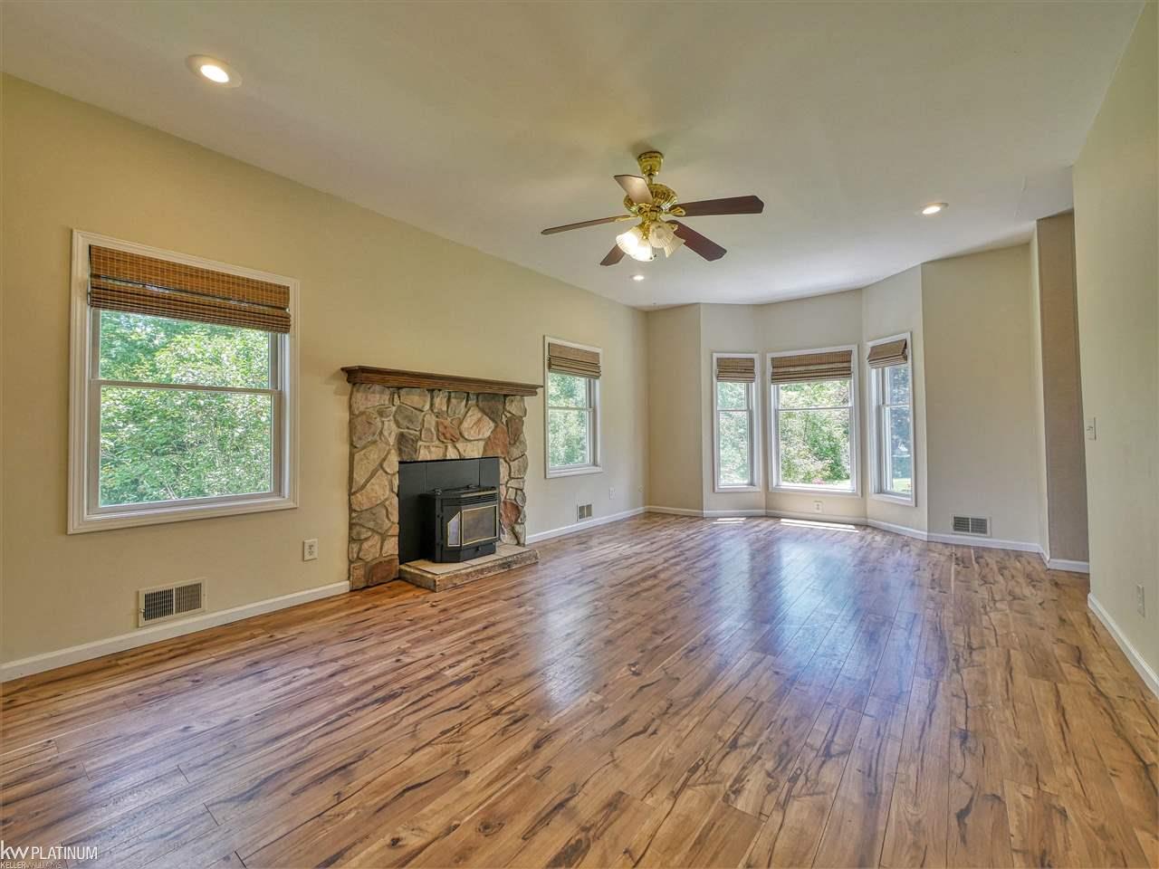 9240 Green Road Goodells, MI 48027 - Photo 16 of 41