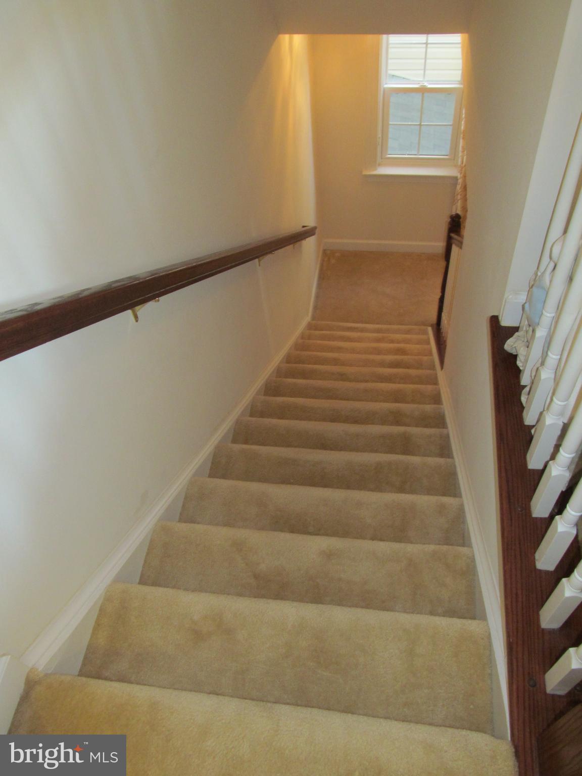 2511 Pascal Place Herndon, VA 20171 - Photo 17 of 30 Up to 3rd level