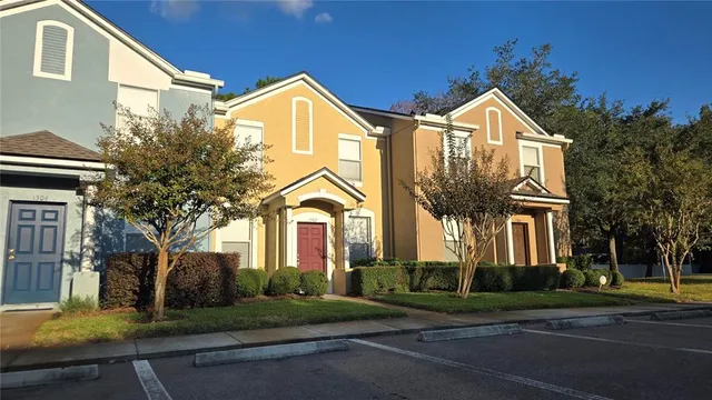 $1,900 | 1302 Denman Court, Wesley Chapel, FL 33543