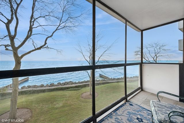 $599,000 | 1500 Sheridan Road, Unit 1F, Wilmette, IL 60091