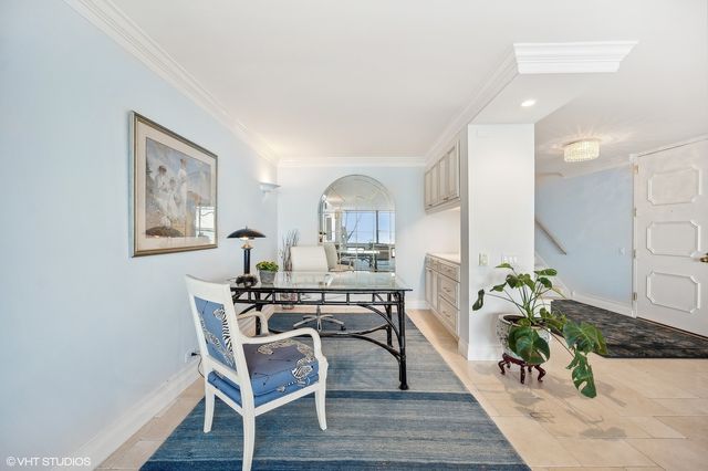 $599,000 | 1500 Sheridan Road, Unit 1F, Wilmette, IL 60091