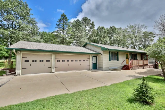 $629,000 | 913 Kings Way, Nekoosa, WI 54457