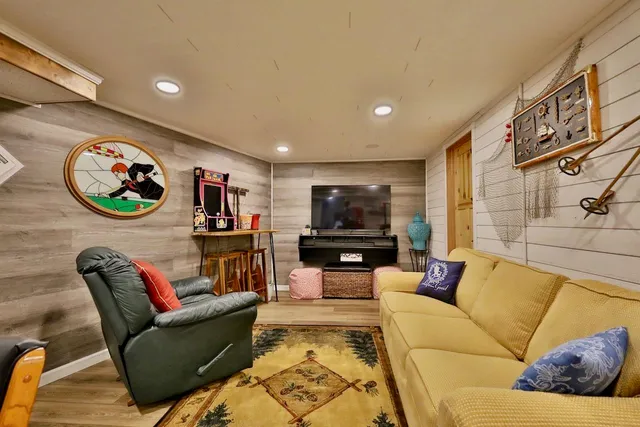 $629,000 | 913 Kings Way, Nekoosa, WI 54457