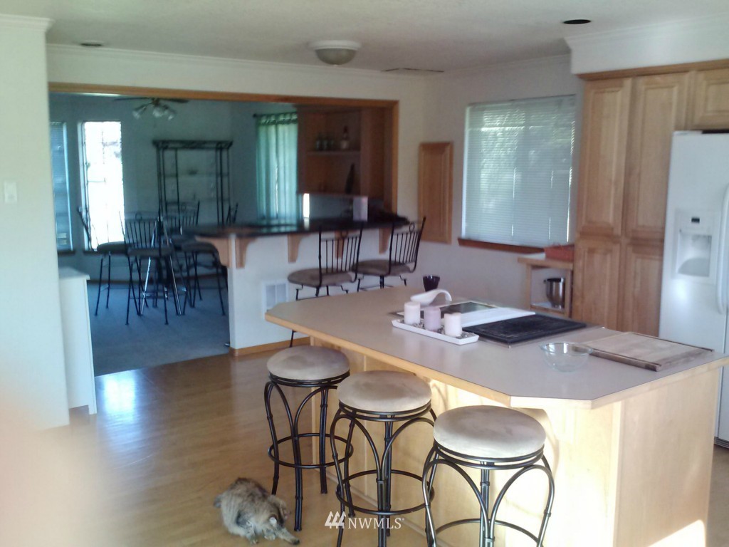 3808 Gay Road East Tacoma, WA 98443 - Photo 3 of 5
