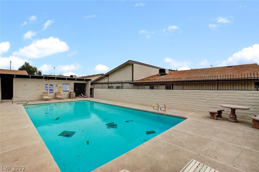 5717 Smoke Ranch Road, Unit C Las Vegas, NV 89108 - Photo 22 of 23
