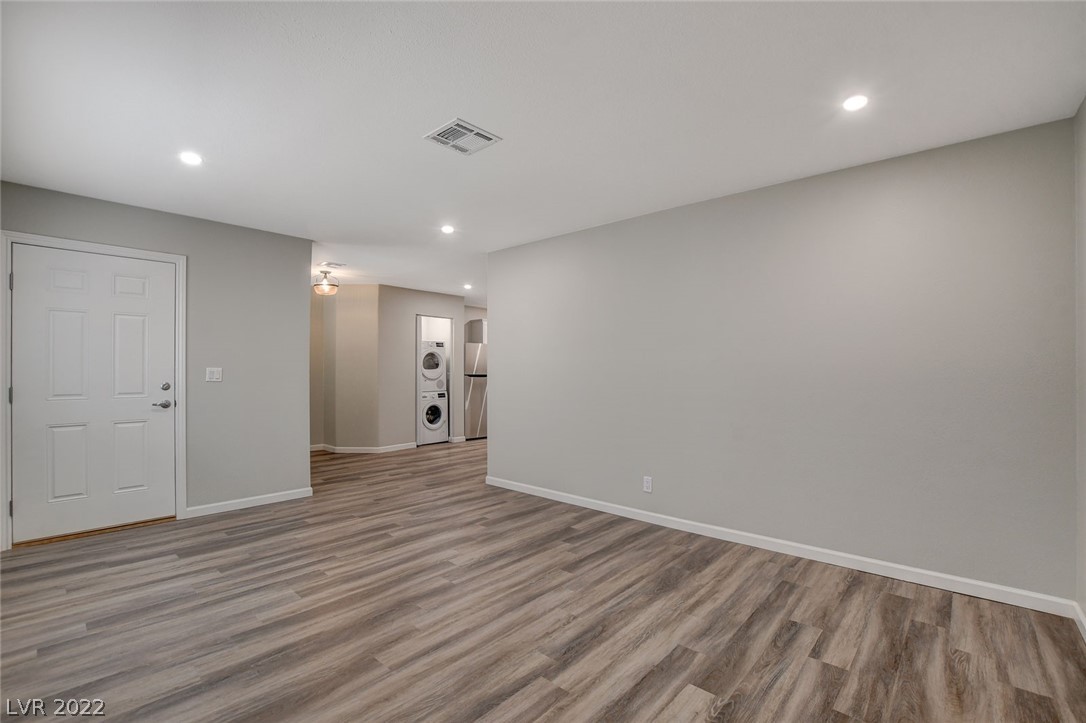 5717 Smoke Ranch Road, Unit C Las Vegas, NV 89108 - Photo 4 of 23