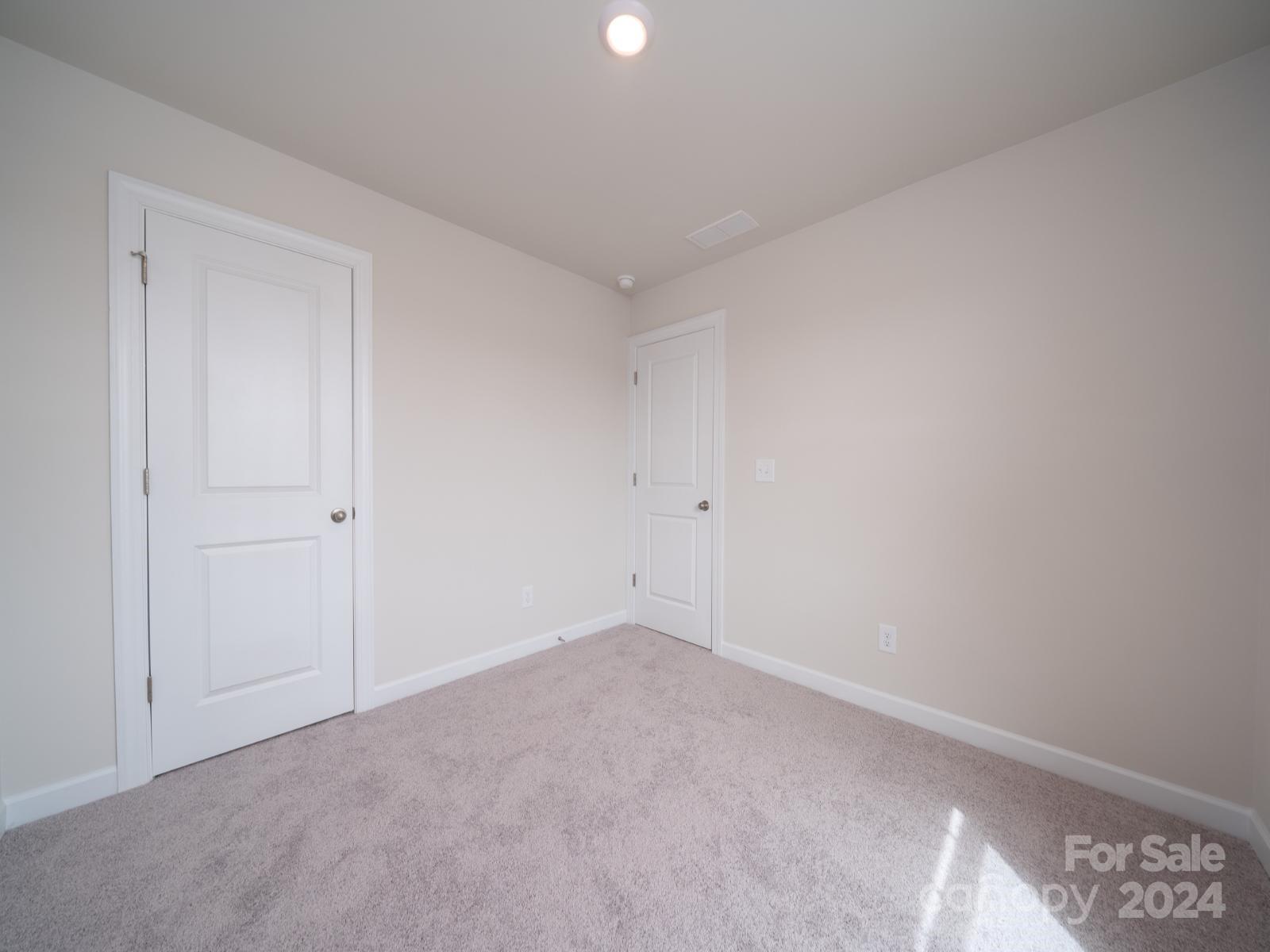 3021 Summit Oaks Road Charlotte, NC 28269 - Photo 12 of 21 Gallery Image 12