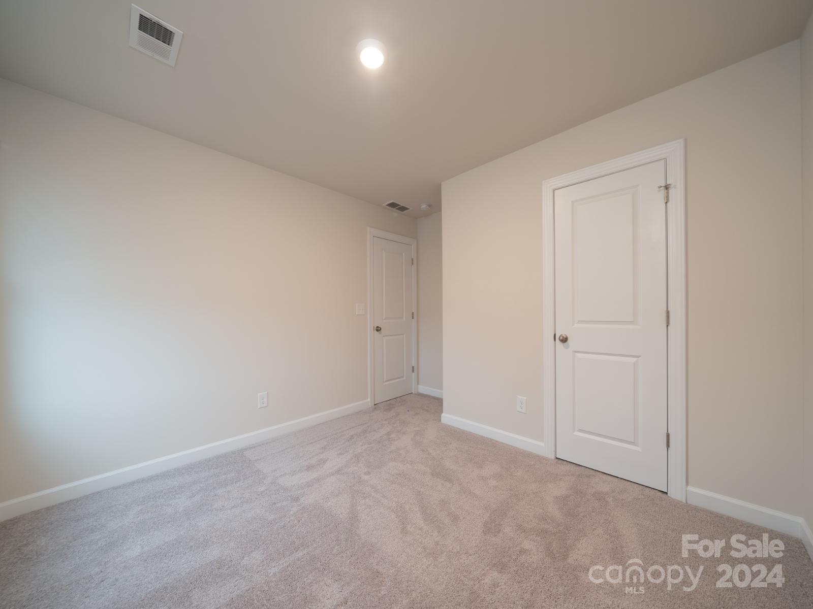 3021 Summit Oaks Road Charlotte, NC 28269 - Photo 9 of 21 Gallery Image 9