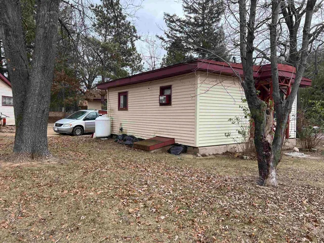$259,900 | 231 South Lemonweir Street, Lyndon Station, WI 53944