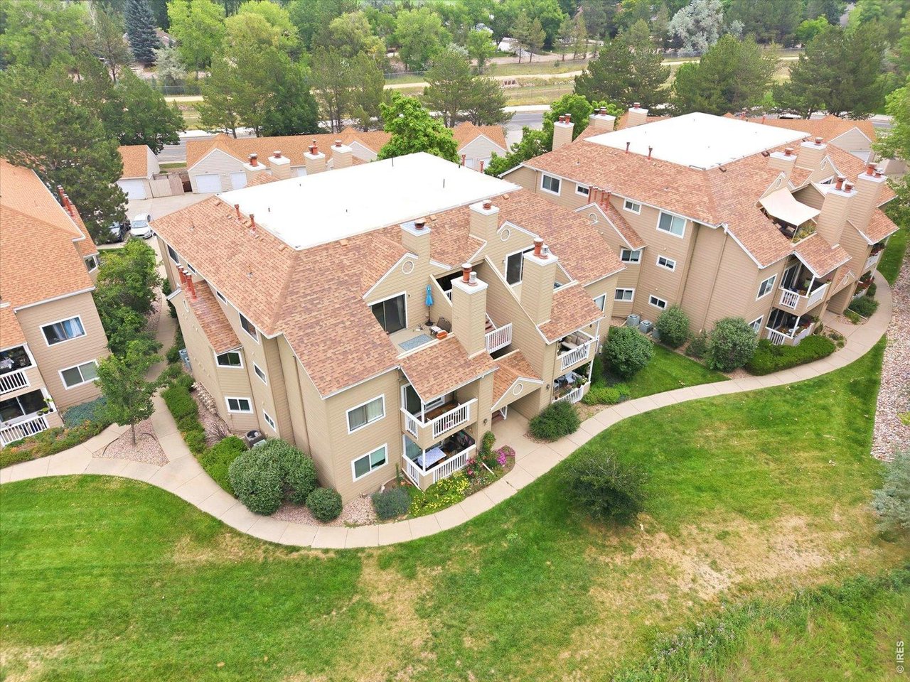 4945 Twin Lakes Road, Unit 46 Boulder, CO 80301 - Photo 33 of 42 Nestled in one of Gunbarrel's most desirable communities, surrounded by mature landscaping and open space.