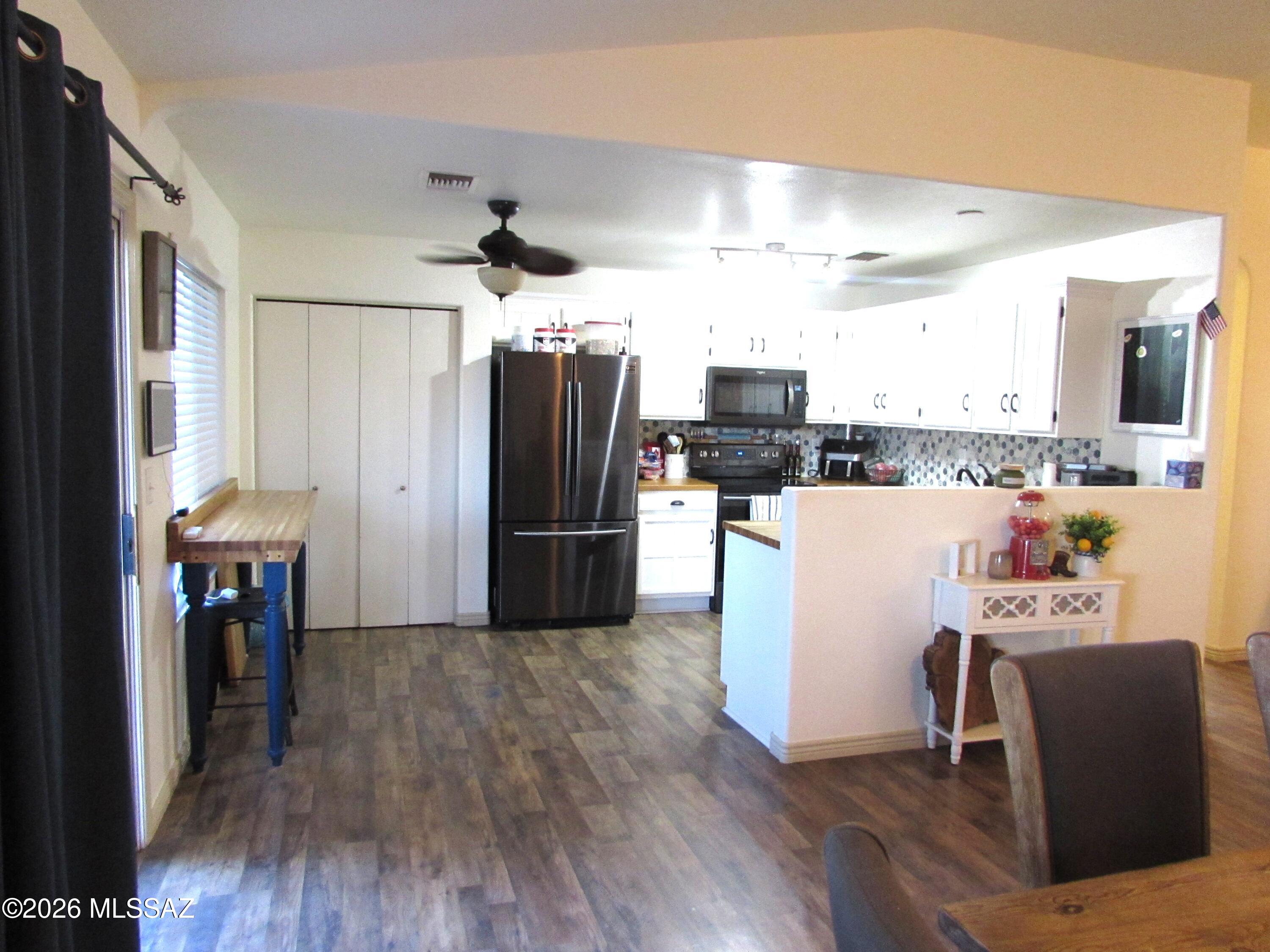 12396 North Star Cluster Road Marana, AZ 85653 - Photo 4 of 27 Kitchen