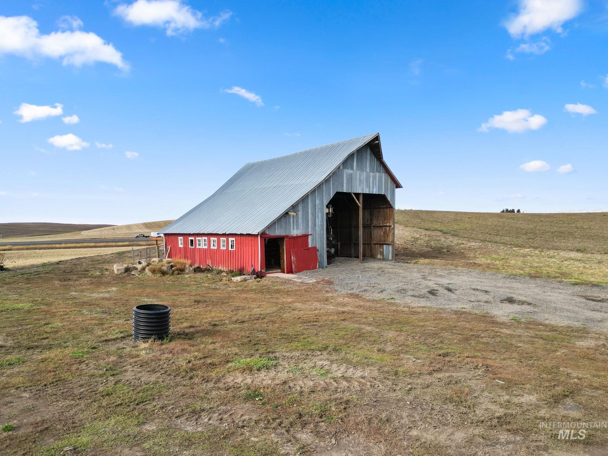 1390 Sather Road Genesee, ID 83832 - Photo 41 of 47