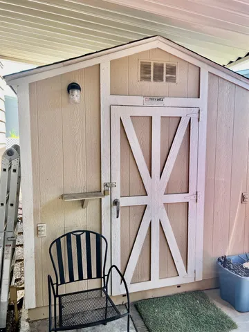 a view of front door and porch