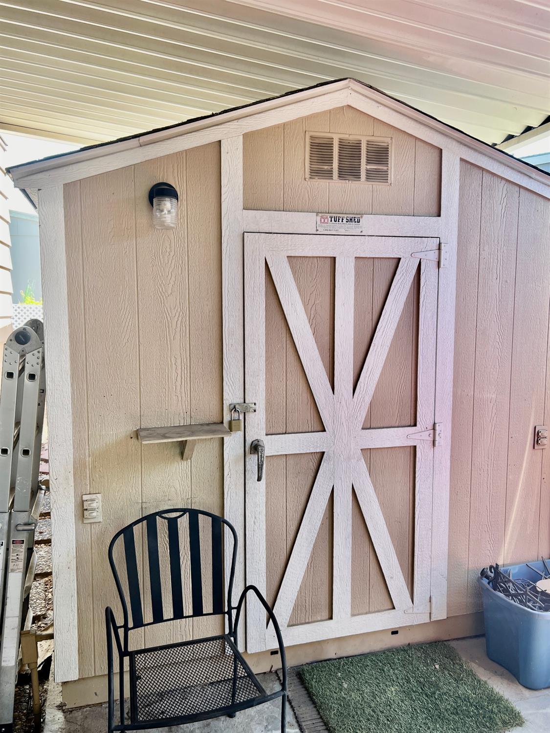6008 Cackler Lane, Unit 88 Citrus Heights, CA 95621 - Photo 18 of 21 a view of front door and porch