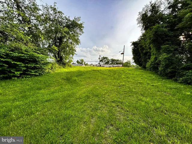 $99,000 | 412 North White Horse Pike, Somerdale, NJ 08083