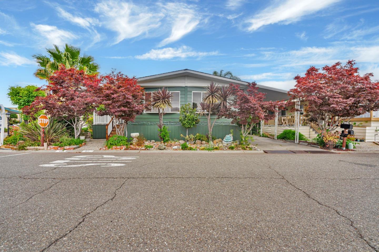 40 Ranchero Way, Unit 40 Hayward, CA 94544 - Photo 1 of 28 Gallery Image 1