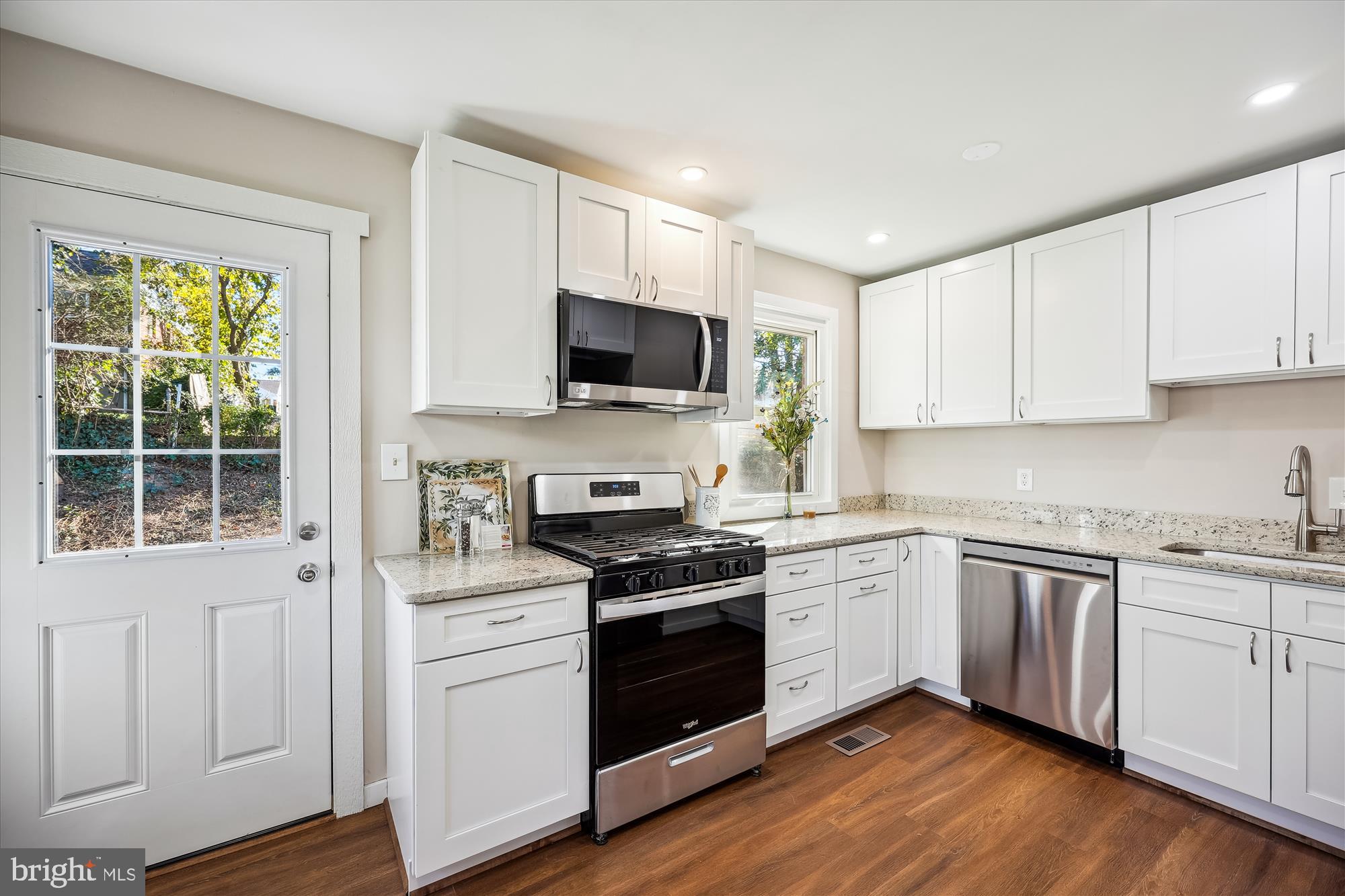 908 Whitehall Street Silver Spring, MD 20901 - Photo 4 of 76 New Kitchen w gas cooking