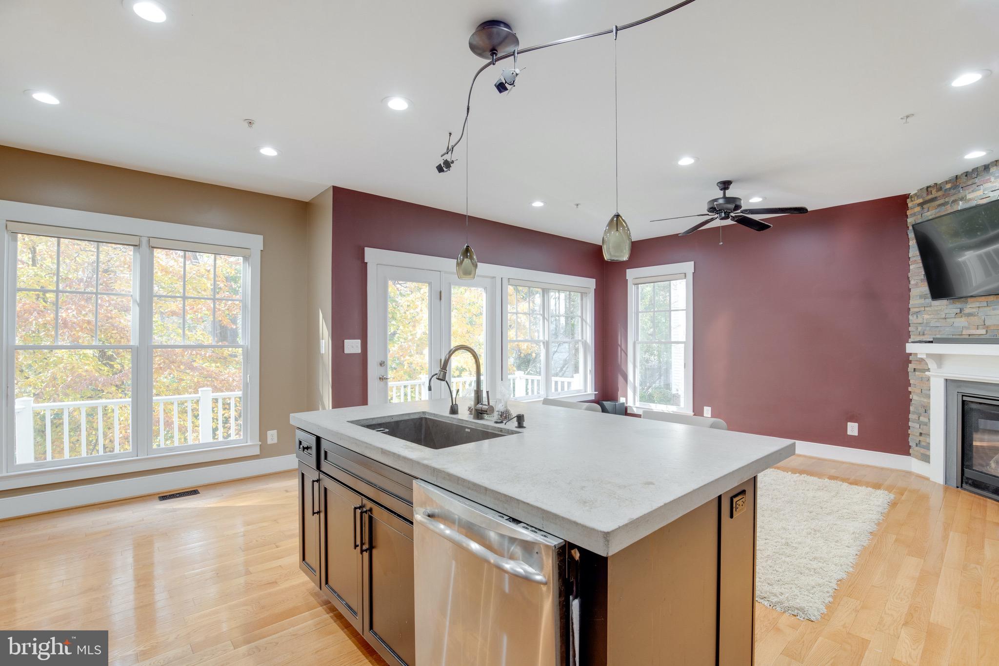 9572 Ament Street Silver Spring, MD 20910 - Photo 23 of 67
