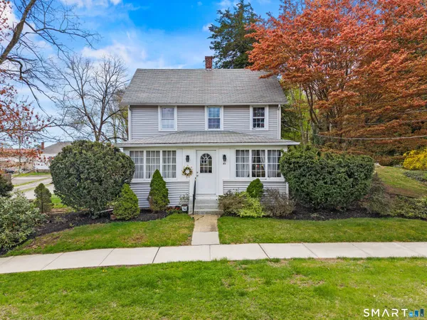 $469,900 | 46 Main Street, Essex, CT 06409