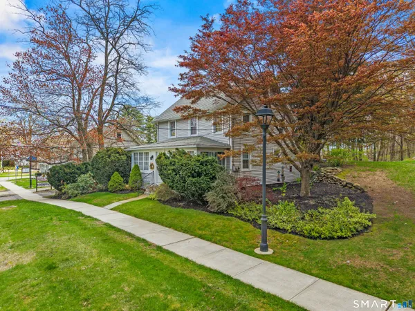 $469,900 | 46 Main Street, Essex, CT 06409