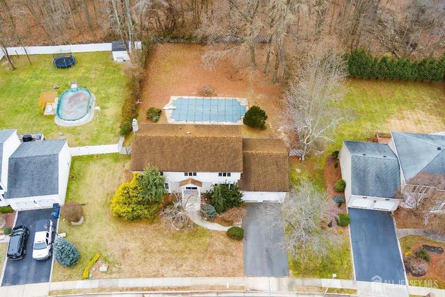 $999,999 | 5 Washington Avenue, Morganville, NJ 07751