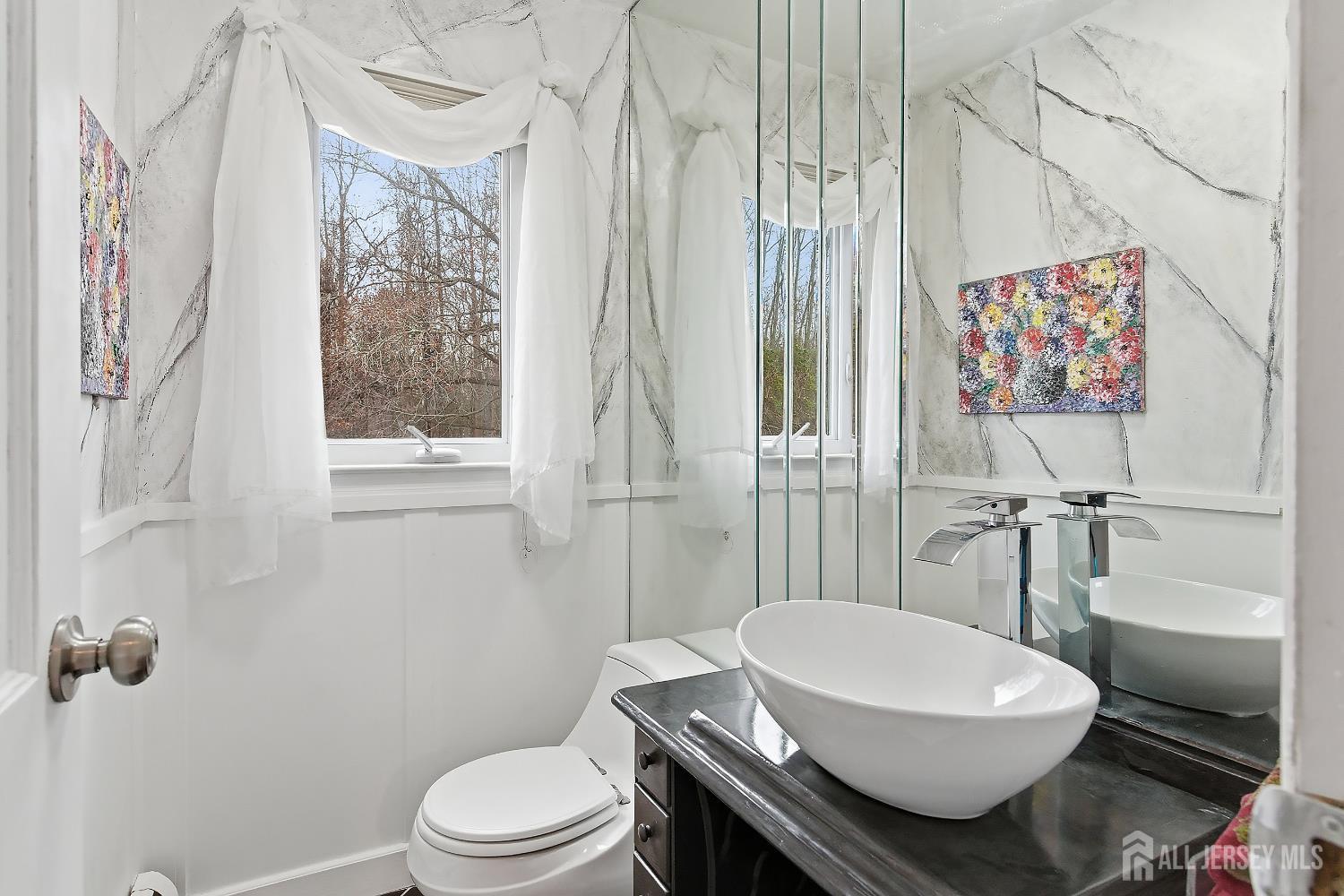 5 Washington Avenue Morganville, NJ 07751 - Photo 27 of 54