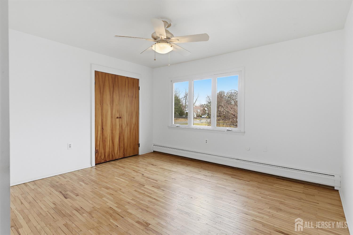 5 Washington Avenue Morganville, NJ 07751 - Photo 35 of 54