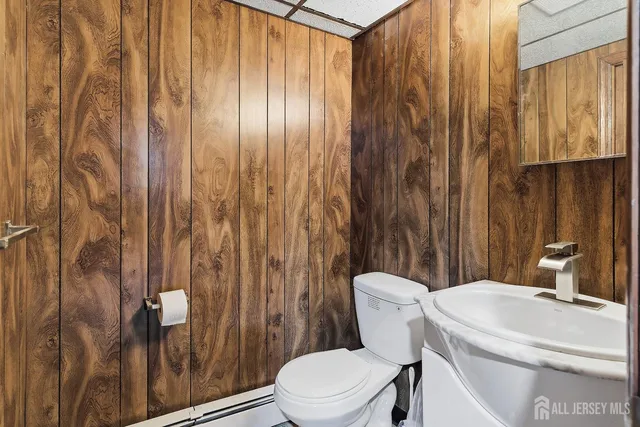 $999,999 | 5 Washington Avenue, Morganville, NJ 07751