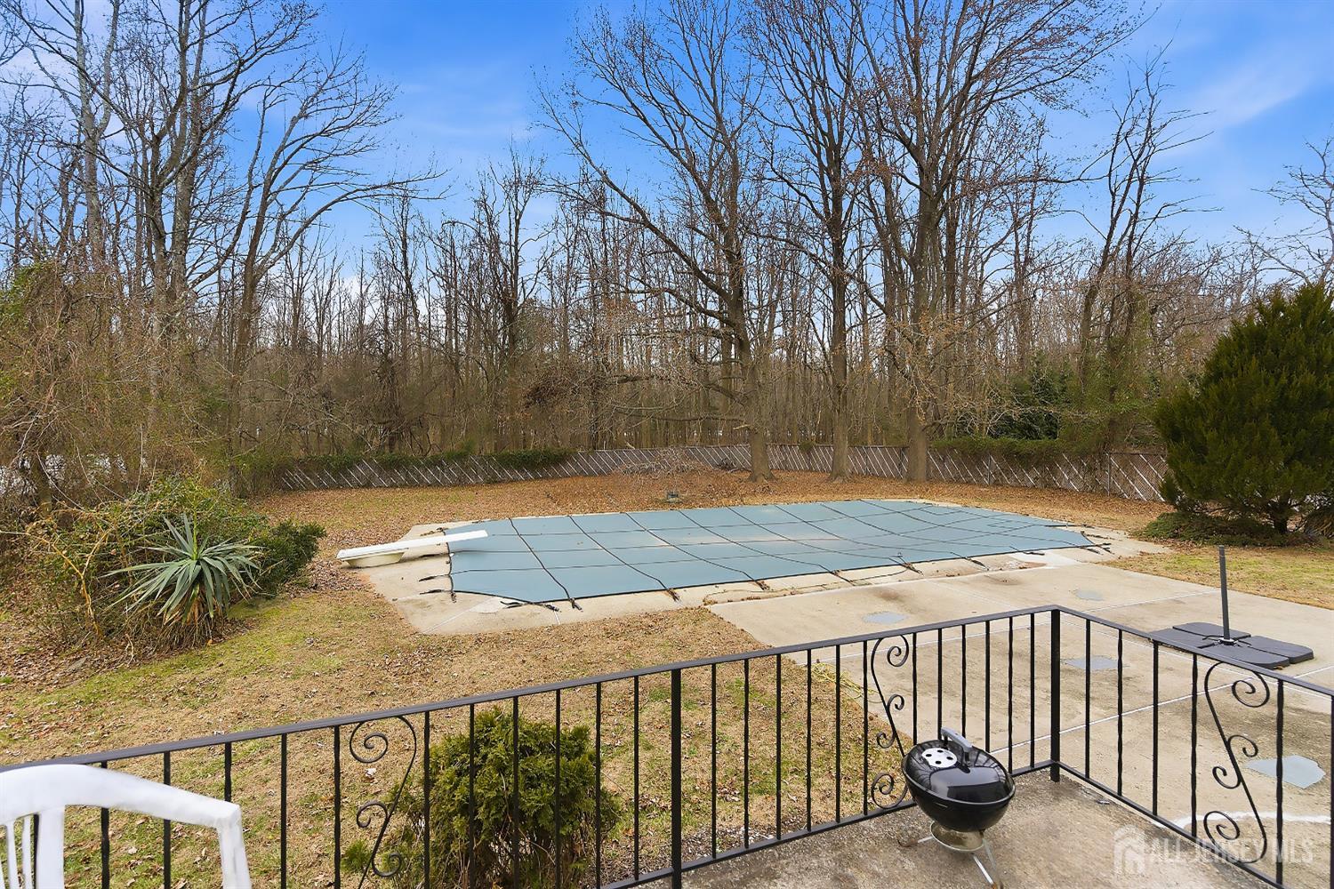 5 Washington Avenue Morganville, NJ 07751 - Photo 46 of 54