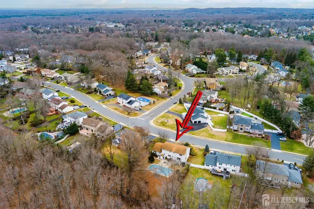 $999,999 | 5 Washington Avenue, Morganville, NJ 07751