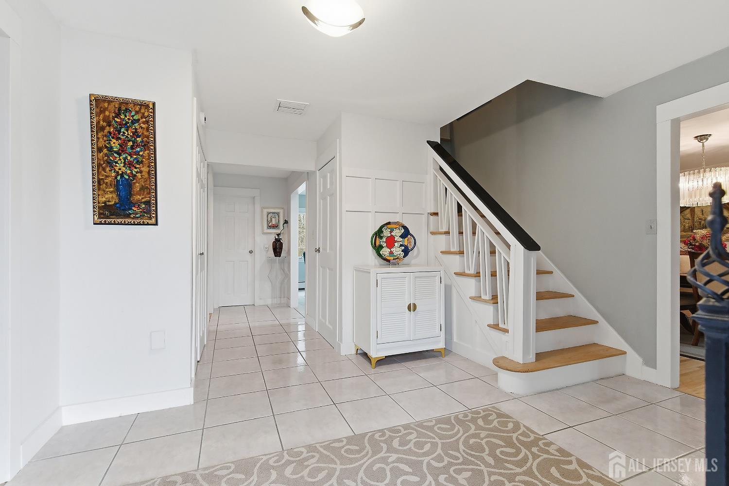 5 Washington Avenue Morganville, NJ 07751 - Photo 7 of 54