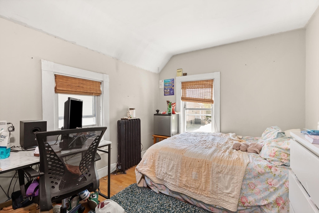 8 Peaceable Street Boston, MA 02135 - Photo 18 of 23 Gallery Image 18