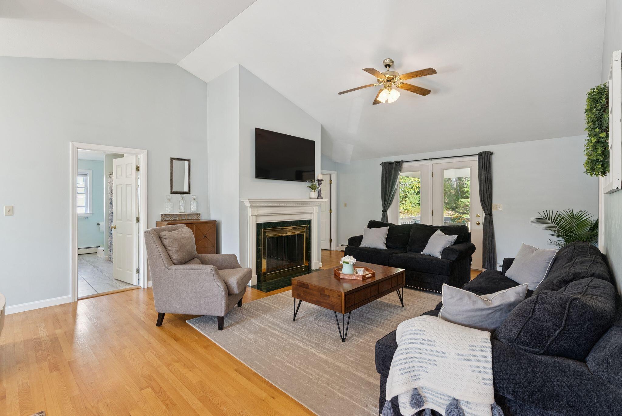 21 Parkside Drive Biddeford, ME 04005 - Photo 2 of 34 21 Parkside Dr.