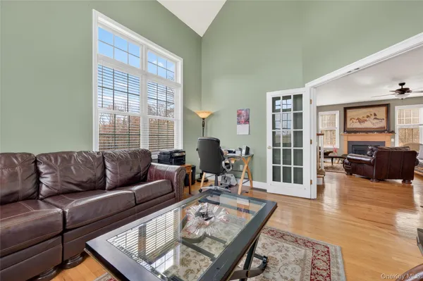 $900,000 | 30 Meadow Wood Lane, Wappingers Falls, NY 12590