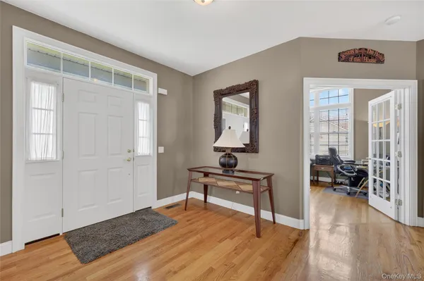 $900,000 | 30 Meadow Wood Lane, Wappingers Falls, NY 12590