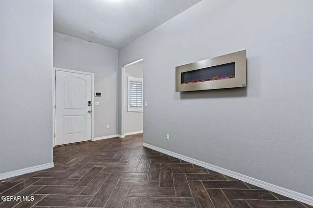 $319,999 | 2600 Sammy Cervantes Street, El Paso, TX 79938