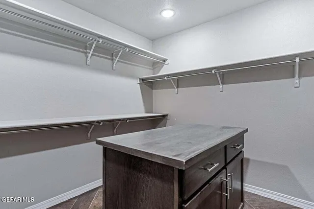 $319,999 | 2600 Sammy Cervantes Street, El Paso, TX 79938