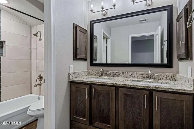 $319,999 | 2600 Sammy Cervantes Street, El Paso, TX 79938