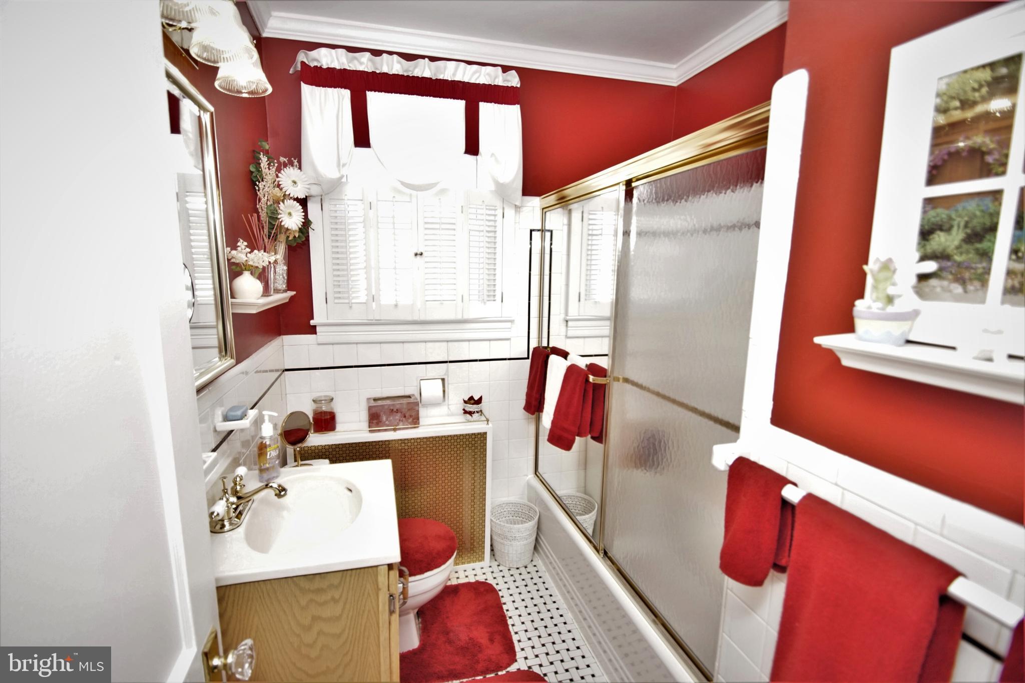 6214 Tramore Road Baltimore, MD 21214 - Photo 13 of 35