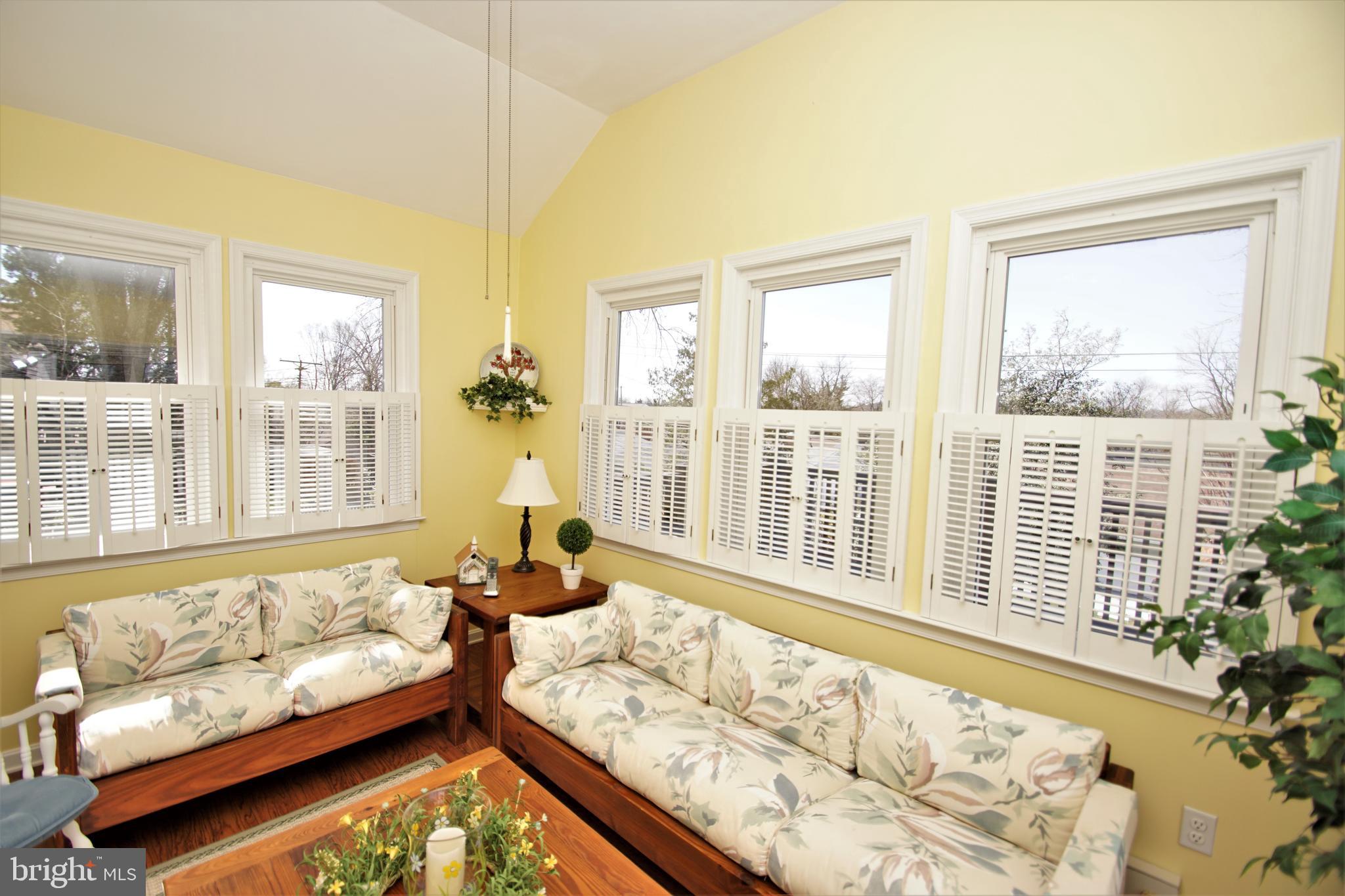 6214 Tramore Road Baltimore, MD 21214 - Photo 6 of 35