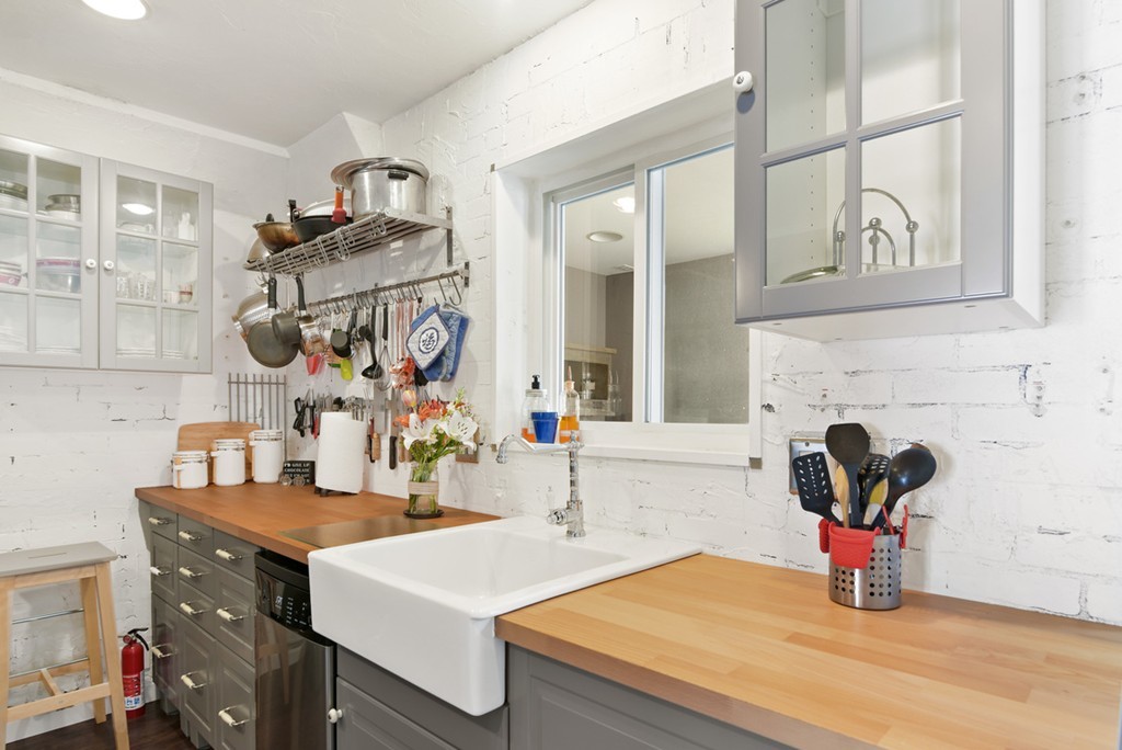13 Vernon Road Natick, MA 01760 - Photo 6 of 29 Gallery Image 6