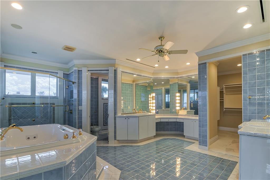 18 Island Road Stuart, FL 34996 - Photo 43 of 58 Master Bath ....