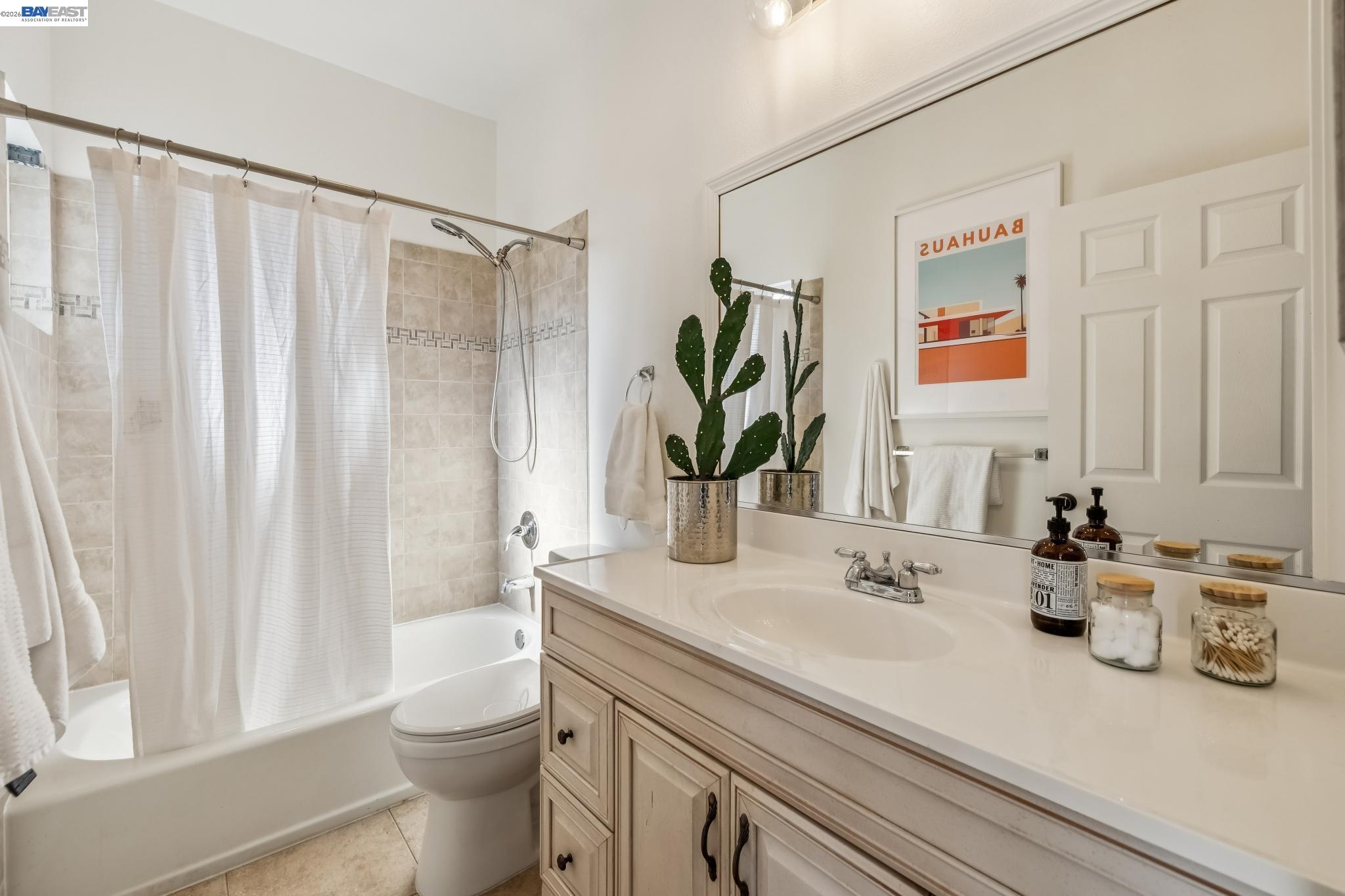 2431 Linden Street Oakland, CA 94607 - Photo 28 of 43