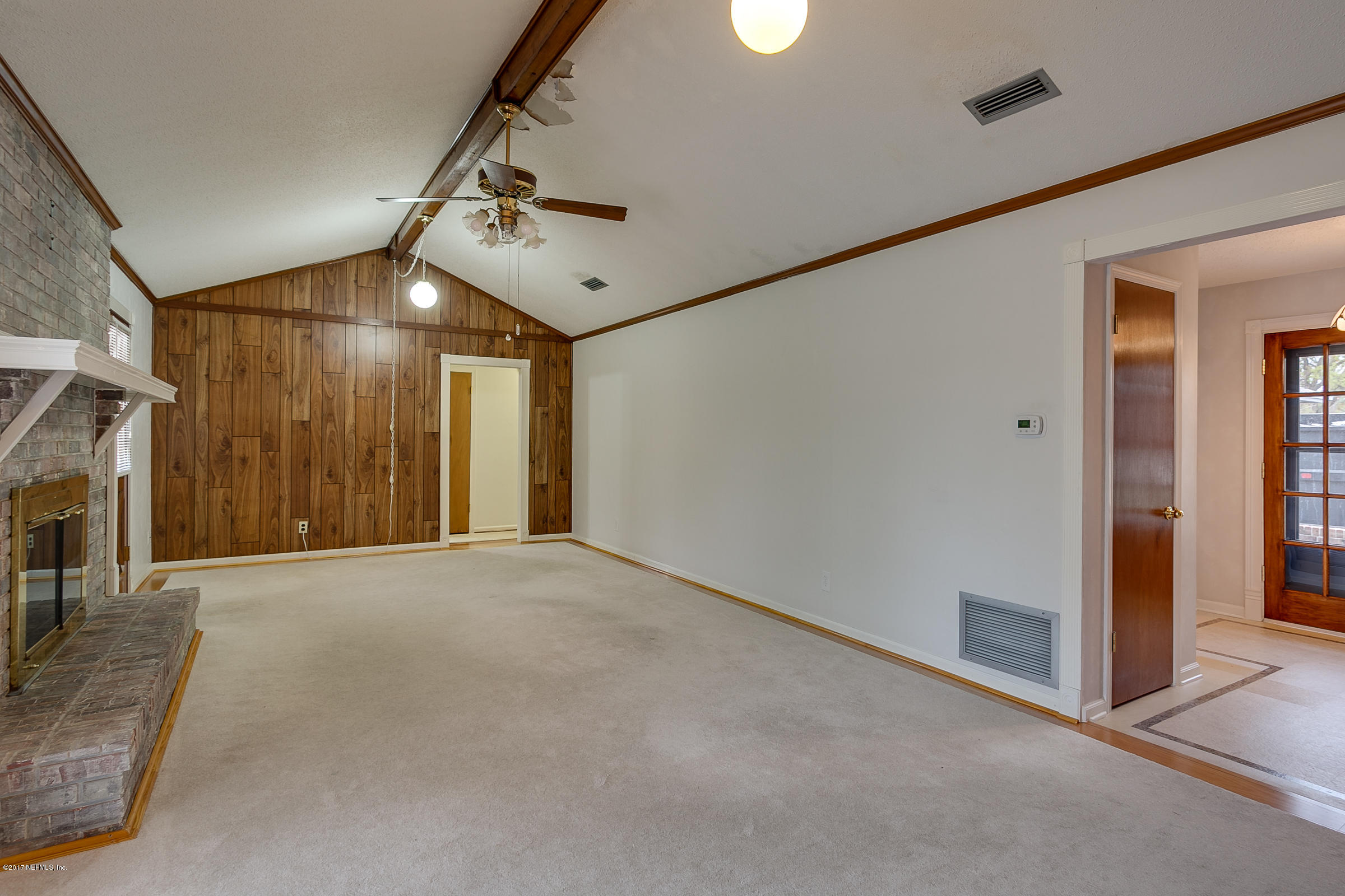 2532 Ridgecrest Avenue Orange Park, FL 32065 - Photo 10 of 30 Family_Room_View_2