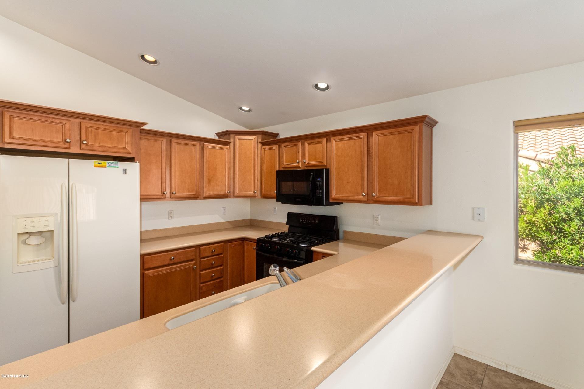 545 South Stone Bench Road Vail, AZ 85641 - Photo 9 of 34 Gallery Image 9