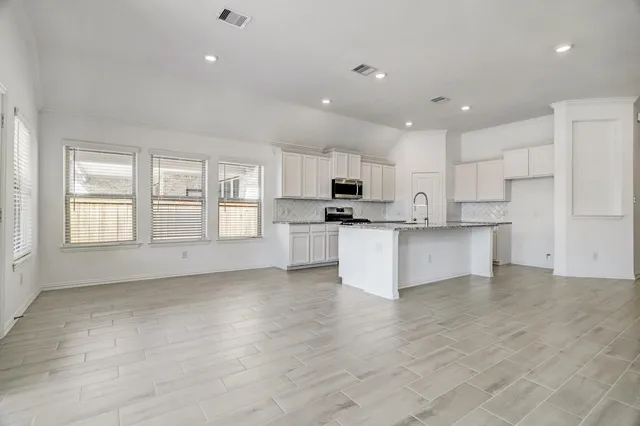 $2,900 | 21015 Morning Nectar Lane, Cypress, TX 77433