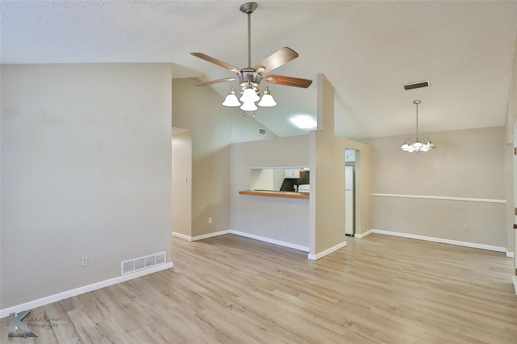 3674 Radcliff Road Abilene, TX 79602 - Photo 9 of 37