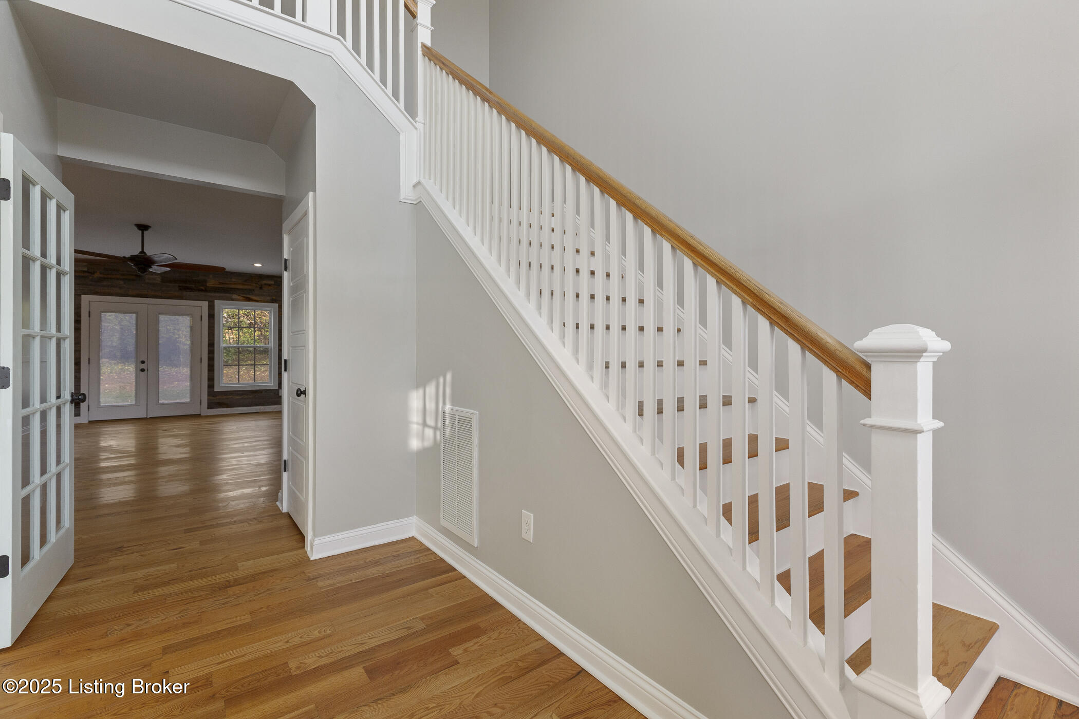 4020 Greentree Road Versailles, KY 40383 - Photo 54 of 64 Foyer