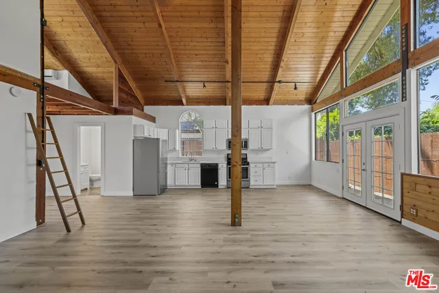 $3,400 | 11149 Hortense Street, North Hollywood, CA 91602