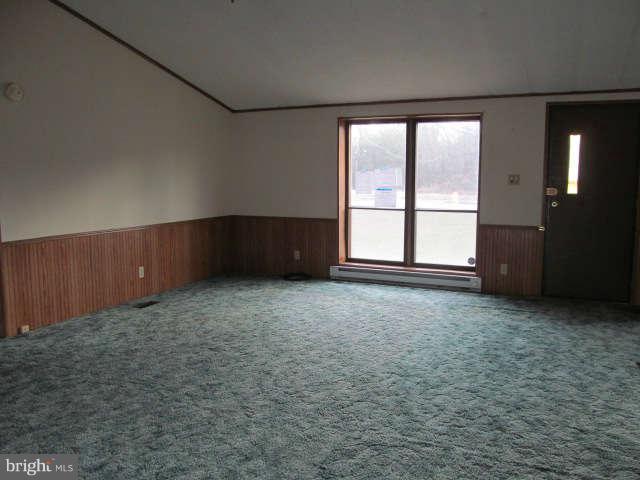 27280 Sandtown Road Goldsboro, MD 21636 - Photo 5 of 6 Living Room